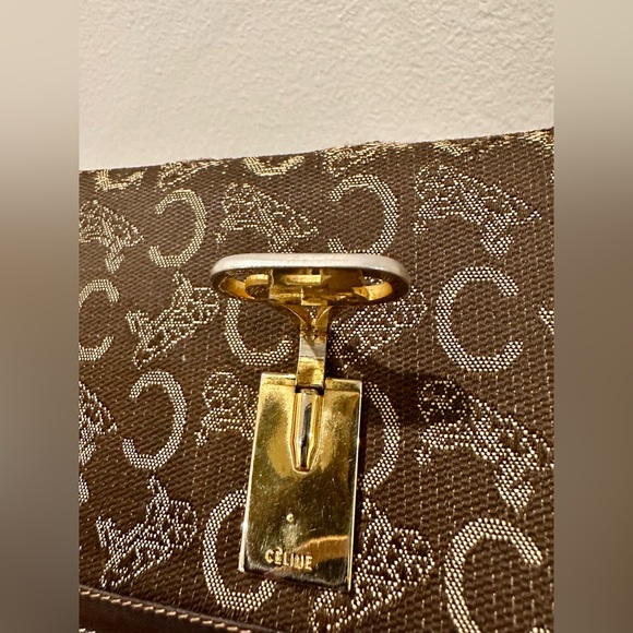 Vintage Celine Carriage Tri-Fold Long Wallet - Picture 6 of 9